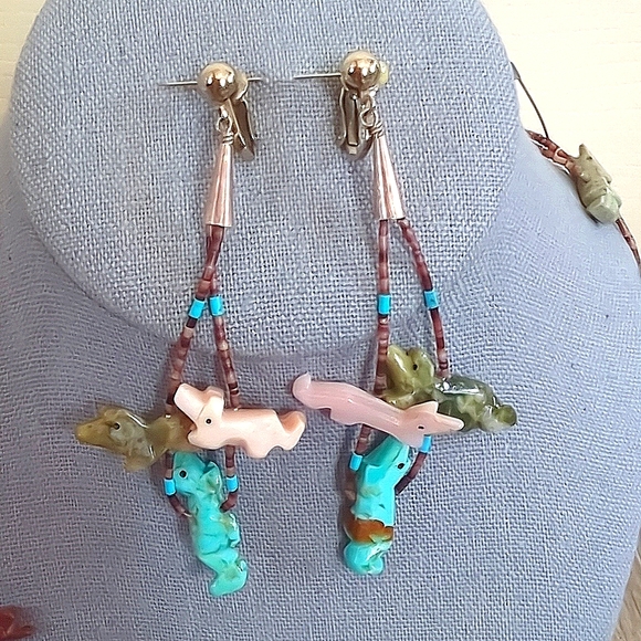 Vintage Native American Zuni Sterling Silver Carved Gemstone Necklace Earrings - Picture 5 of 12